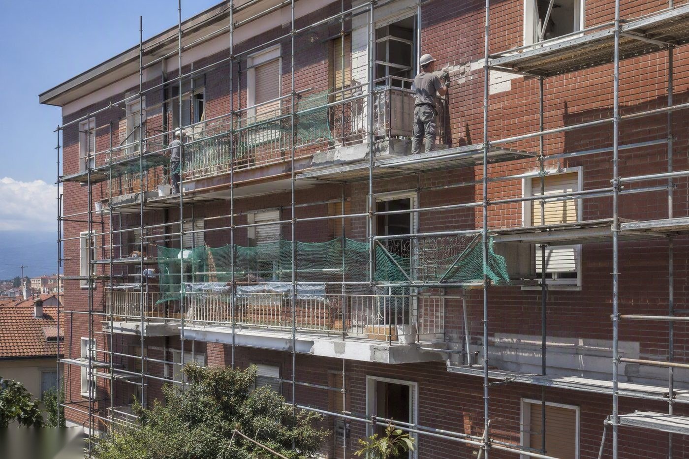 Rifacimento Balcone Condominiale nel Legnanese — intervento di Rifacimento Terrazzo Legnano